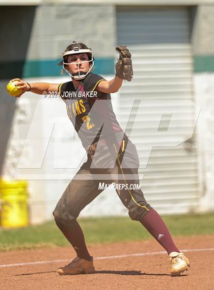 Thumbnail 2 in Boulder City vs. Pahrump Valley (NIAA 3A State Loser Semi) photogallery.