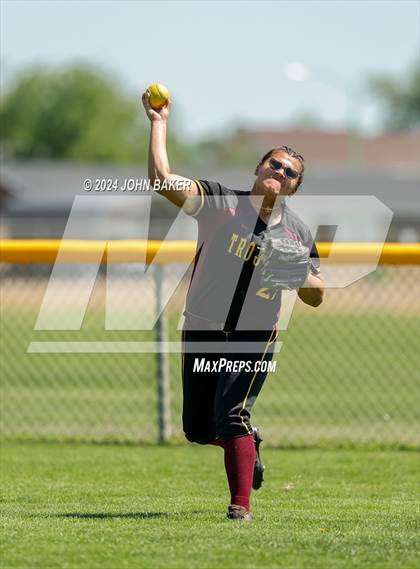 Thumbnail 3 in Boulder City vs. Pahrump Valley (NIAA 3A State Loser Semi) photogallery.
