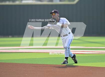Thumbnail 3 in Heights vs Cy-Fair (Bi-District Game 2) photogallery.
