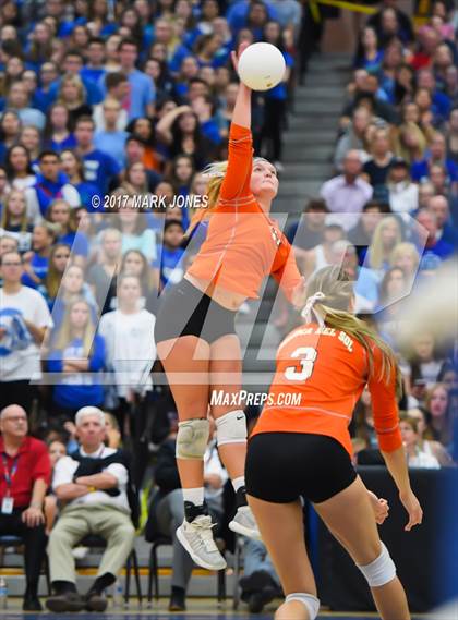 Thumbnail 2 in Corona del Sol vs. Xavier College Prep (AIA 6A Final) photogallery.