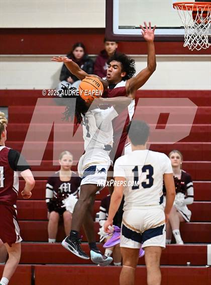 Thumbnail 1 in Pope John XXIII vs. Morristown photogallery.