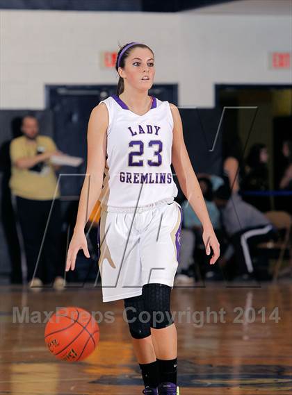 Thumbnail 2 in Clarion-Limestone vs Karns City (PIAA D9 AA Championship) photogallery.