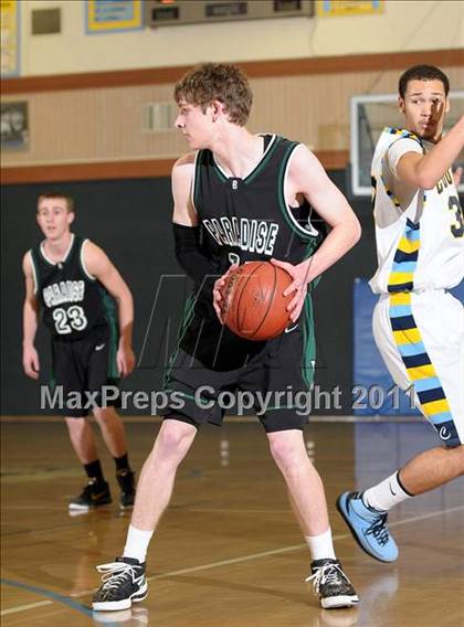 Thumbnail 3 in Paradise @ Center (CIF State NorCal D3 Playoffs) photogallery.