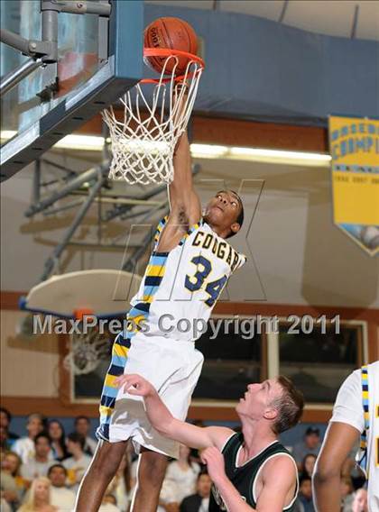 Thumbnail 1 in Paradise @ Center (CIF State NorCal D3 Playoffs) photogallery.