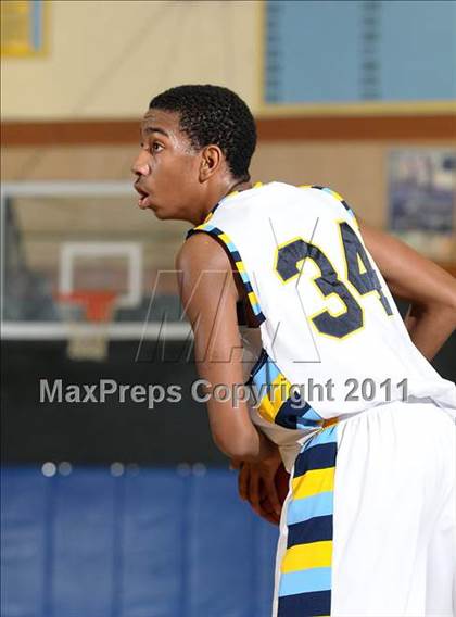 Thumbnail 1 in Paradise @ Center (CIF State NorCal D3 Playoffs) photogallery.
