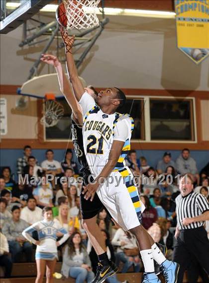 Thumbnail 2 in Paradise @ Center (CIF State NorCal D3 Playoffs) photogallery.