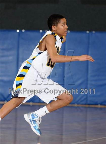 Thumbnail 2 in Paradise @ Center (CIF State NorCal D3 Playoffs) photogallery.