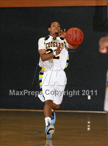 Thumbnail 1 in Paradise @ Center (CIF State NorCal D3 Playoffs) photogallery.