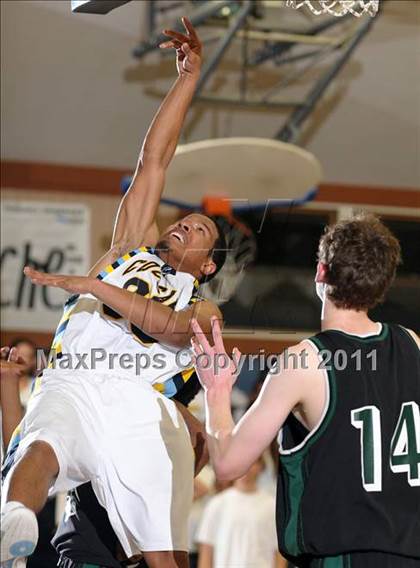 Thumbnail 2 in Paradise @ Center (CIF State NorCal D3 Playoffs) photogallery.