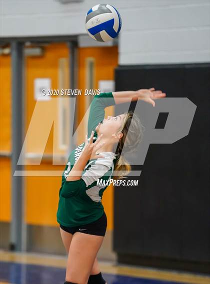 Thumbnail 2 in Youngker @ Mesquite photogallery.