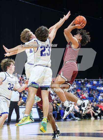 Thumbnail 3 in Clarendon vs. Lipan (UIL 2A State Final) photogallery.