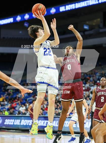 Thumbnail 2 in Clarendon vs. Lipan (UIL 2A State Final) photogallery.
