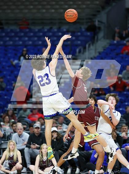 Thumbnail 3 in Clarendon vs. Lipan (UIL 2A State Final) photogallery.