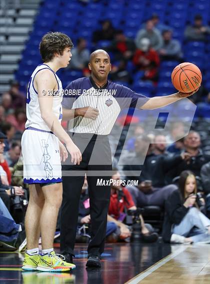Thumbnail 1 in Clarendon vs. Lipan (UIL 2A State Final) photogallery.