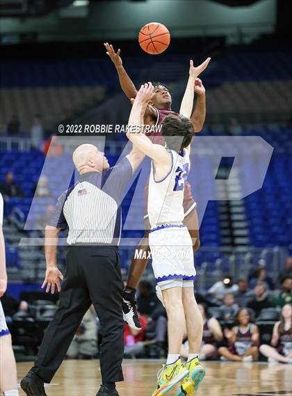 Thumbnail 2 in Clarendon vs. Lipan (UIL 2A State Final) photogallery.