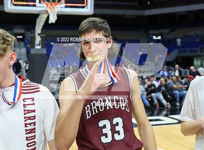 Thumbnail 3 in Clarendon vs. Lipan (UIL 2A State Final) photogallery.