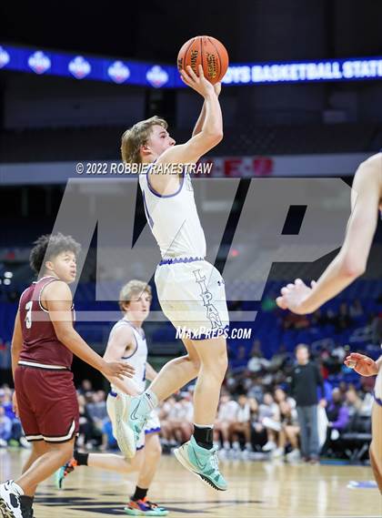 Thumbnail 1 in Clarendon vs. Lipan (UIL 2A State Final) photogallery.