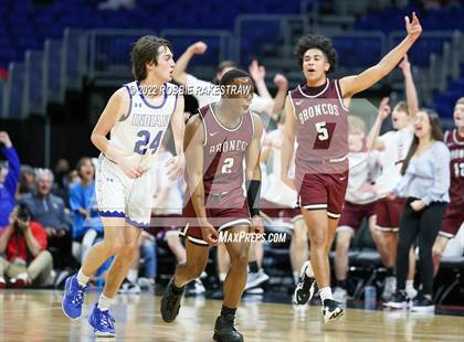 Thumbnail 1 in Clarendon vs. Lipan (UIL 2A State Final) photogallery.