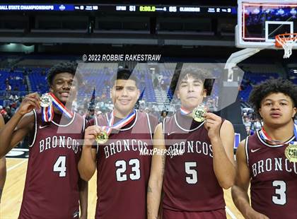 Thumbnail 1 in Clarendon vs. Lipan (UIL 2A State Final) photogallery.