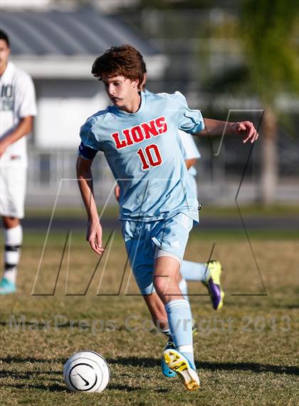 Thumbnail 3 in King vs. Sickles  photogallery.