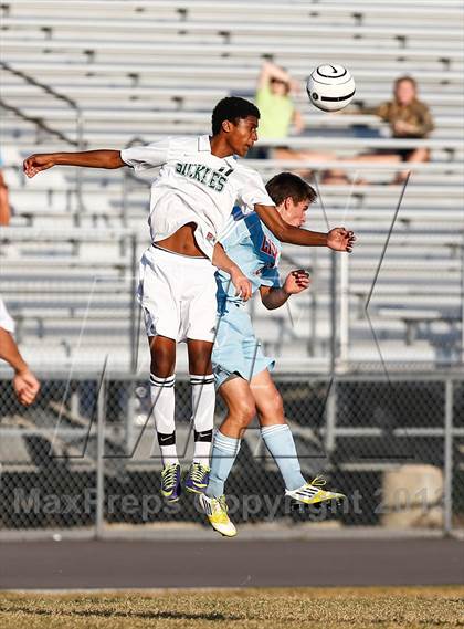 Thumbnail 3 in King vs. Sickles  photogallery.