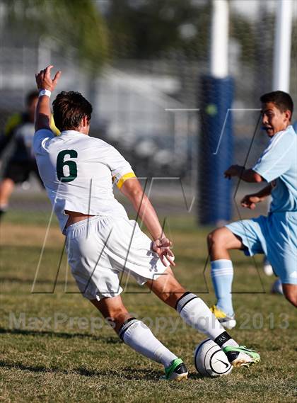 Thumbnail 2 in King vs. Sickles  photogallery.