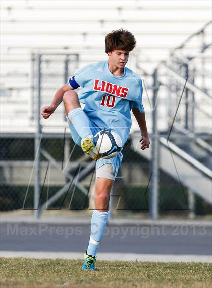 Thumbnail 2 in King vs. Sickles  photogallery.