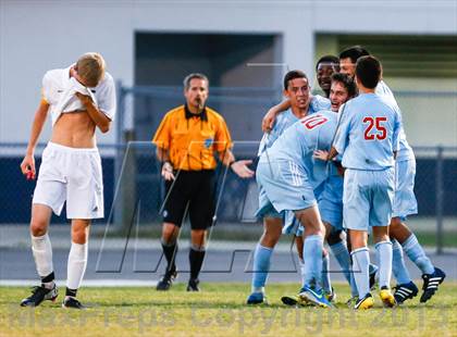 Thumbnail 2 in King vs. Sickles  photogallery.