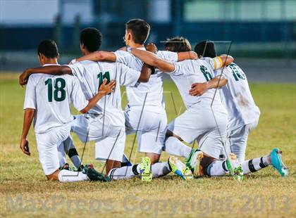 Thumbnail 2 in King vs. Sickles  photogallery.