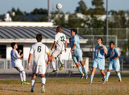 Thumbnail 2 in King vs. Sickles  photogallery.