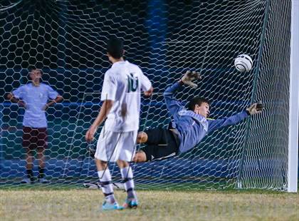Thumbnail 3 in King vs. Sickles  photogallery.