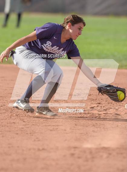 Thumbnail 3 in Casa Grande @ Tempe photogallery.