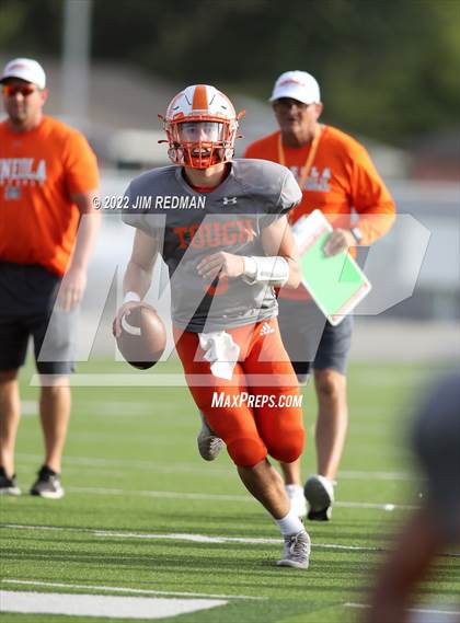 Thumbnail 3 in Mineola @ Caddo Mills (Scrimmage) photogallery.