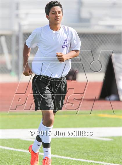 Thumbnail 3 in Queen Creek vs. San Luis (AIA D2 Final) photogallery.