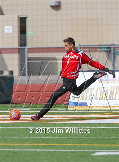 Thumbnail 2 in Queen Creek vs. San Luis (AIA D2 Final) photogallery.