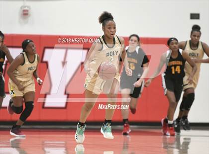 Thumbnail 2 in Long Beach Poly vs Etiwanda (Troy Classic) photogallery.
