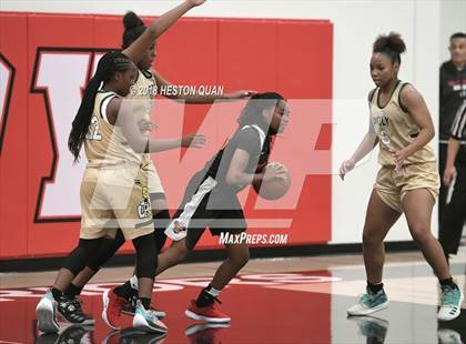 Thumbnail 1 in Long Beach Poly vs Etiwanda (Troy Classic) photogallery.