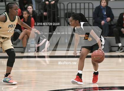 Thumbnail 1 in Long Beach Poly vs Etiwanda (Troy Classic) photogallery.