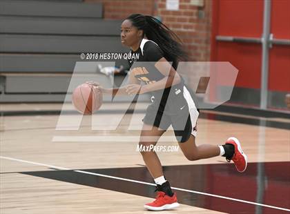 Thumbnail 1 in Long Beach Poly vs Etiwanda (Troy Classic) photogallery.
