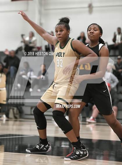 Thumbnail 3 in Long Beach Poly vs Etiwanda (Troy Classic) photogallery.