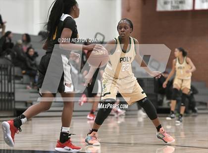 Thumbnail 3 in Long Beach Poly vs Etiwanda (Troy Classic) photogallery.