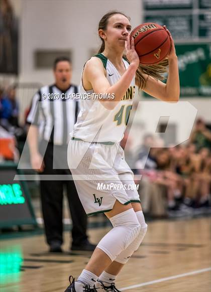 Thumbnail 1 in Loudoun Valley vs James Wood (VHSL Region 4C Semifinal) photogallery.