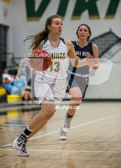 Thumbnail 2 in Loudoun Valley vs James Wood (VHSL Region 4C Semifinal) photogallery.