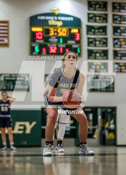 Thumbnail 3 in Loudoun Valley vs James Wood (VHSL Region 4C Semifinal) photogallery.
