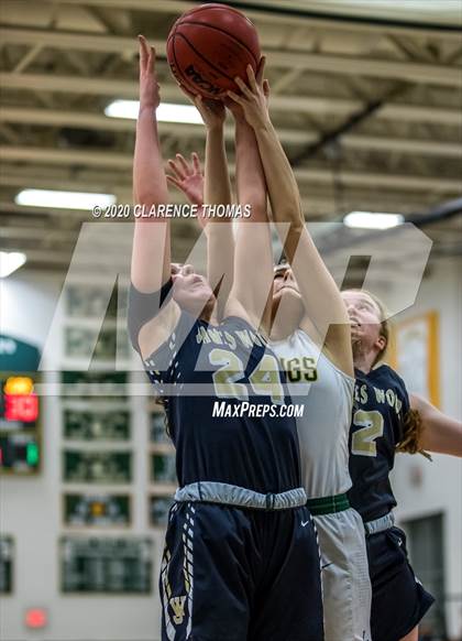 Thumbnail 3 in Loudoun Valley vs James Wood (VHSL Region 4C Semifinal) photogallery.