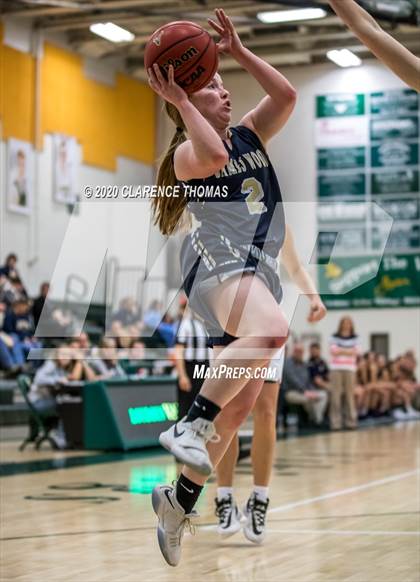 Thumbnail 2 in Loudoun Valley vs James Wood (VHSL Region 4C Semifinal) photogallery.