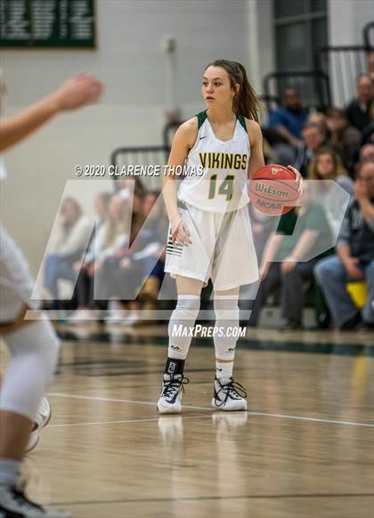 Thumbnail 3 in Loudoun Valley vs James Wood (VHSL Region 4C Semifinal) photogallery.