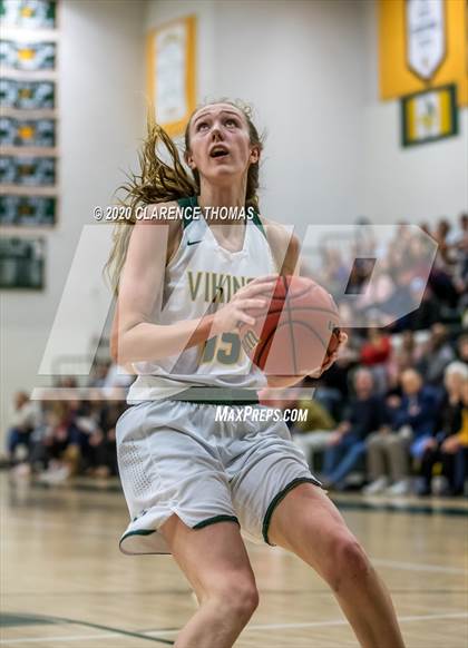 Thumbnail 1 in Loudoun Valley vs James Wood (VHSL Region 4C Semifinal) photogallery.