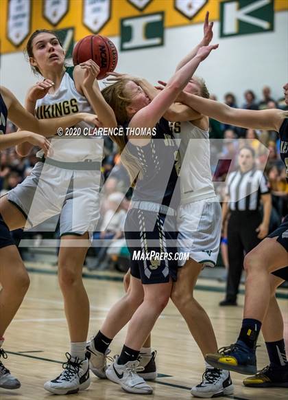 Thumbnail 1 in Loudoun Valley vs James Wood (VHSL Region 4C Semifinal) photogallery.