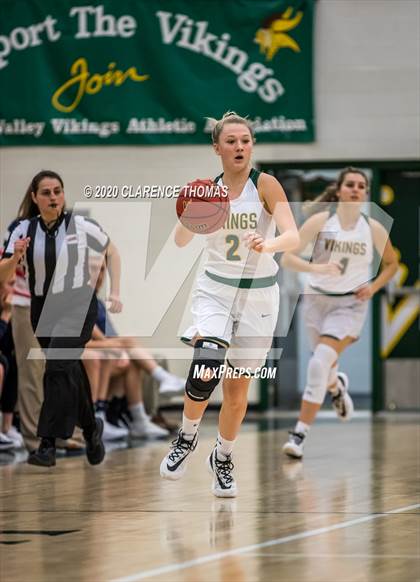 Thumbnail 3 in Loudoun Valley vs James Wood (VHSL Region 4C Semifinal) photogallery.